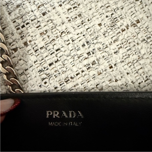 Prada Black and Pink Racing Stud lock wallet on chain - Picture 3 of 7